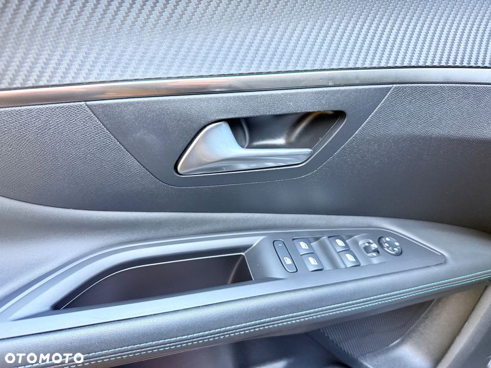 Peugeot 3008 1.6 PureTech Hybrid PHEV Allure Pack S&S EAT8 - 25