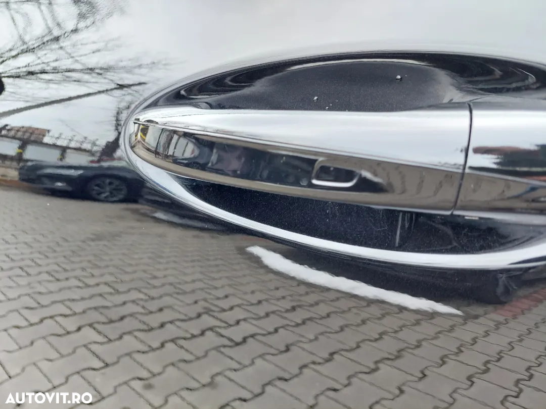 Mercedes-Benz E - 16