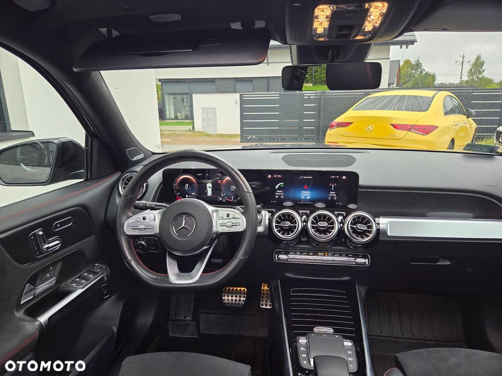 Mercedes-Benz GLB 250 4-Matic AMG Line 8G-DCT - 29