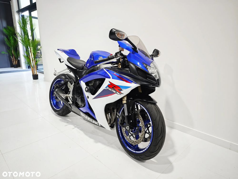 Suzuki GSX-R - 7