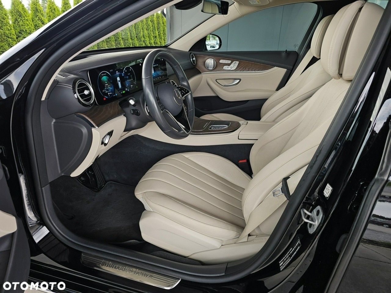 Mercedes-Benz Klasa E - 12