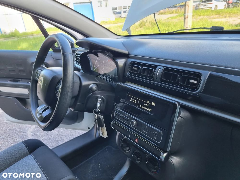 Citroën C3 Pure Tech 82 SHINE - 11