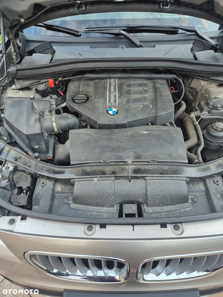 BMW X1 xDrive18d xLine - 25