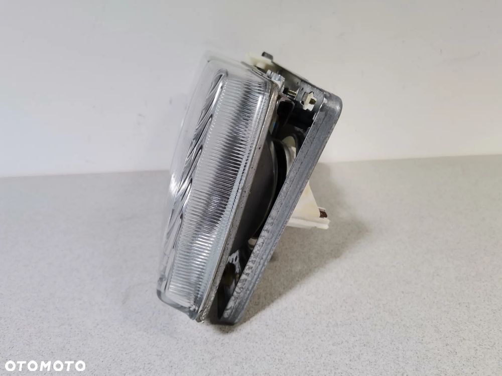 Lampa Reflektor Prawy VOLKSWAGEN PASSAT B2 80-88 HELLA Oryginał - 5