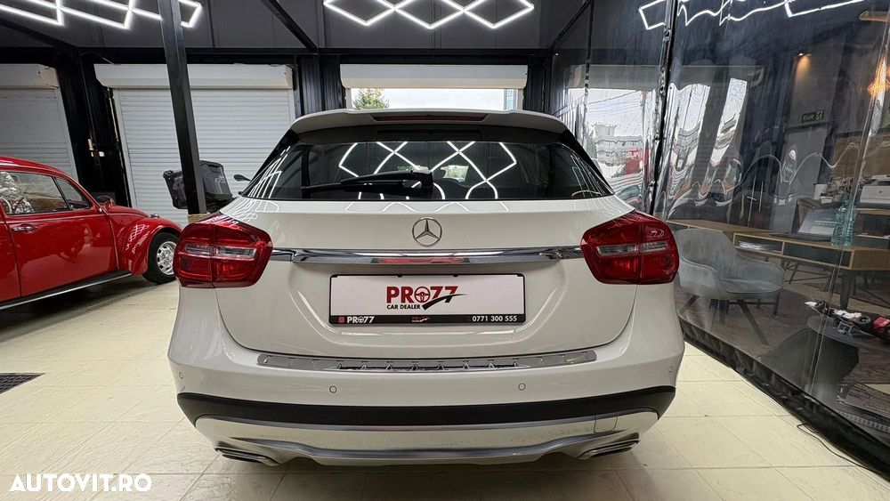 Mercedes-Benz GLA 200 d 4MATIC Aut. - 5