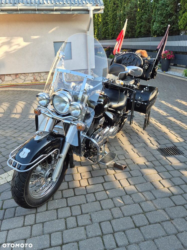Suzuki VL 800 Volusia - 1