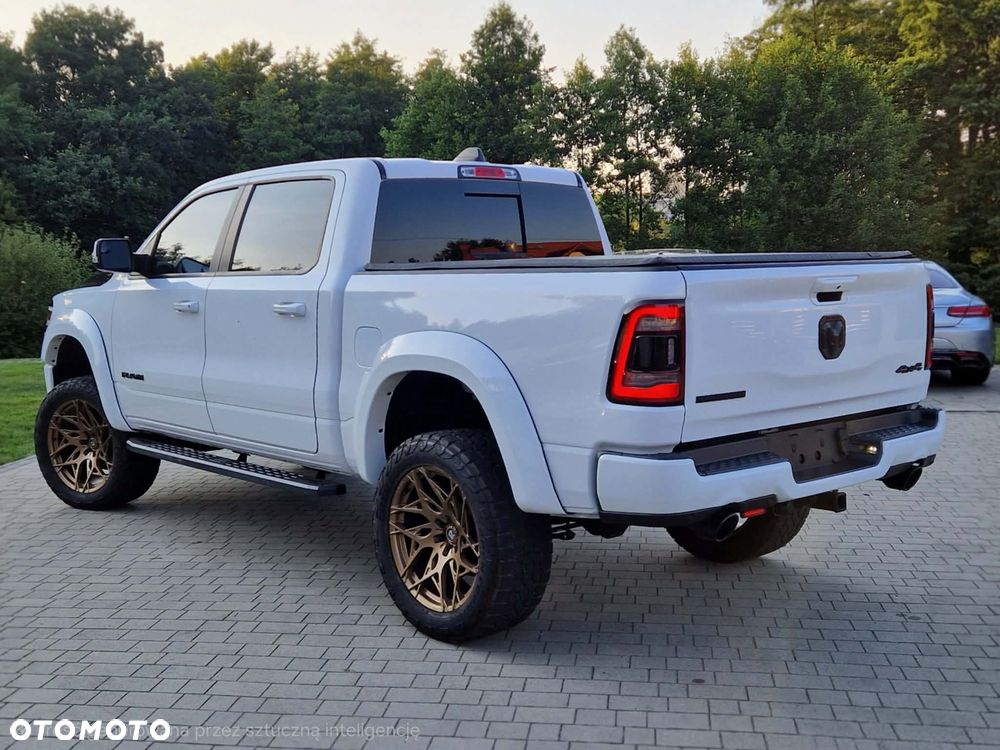 RAM 1500 5.7 Crew Cab Laramie - 6