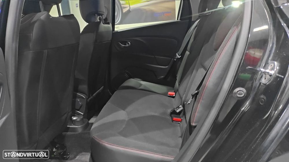 Renault Clio Sport Tourer 1.5 dCi Dynamique S - 6