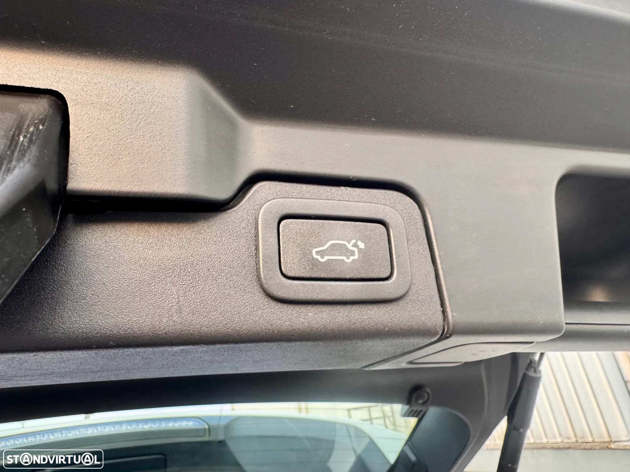 Land Rover Range Rover Evoque 2.2 SD4 Pure Auto - 29