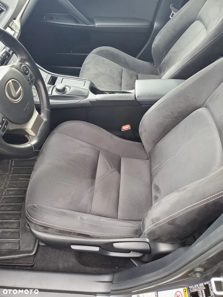 Lexus CT Standard - 11