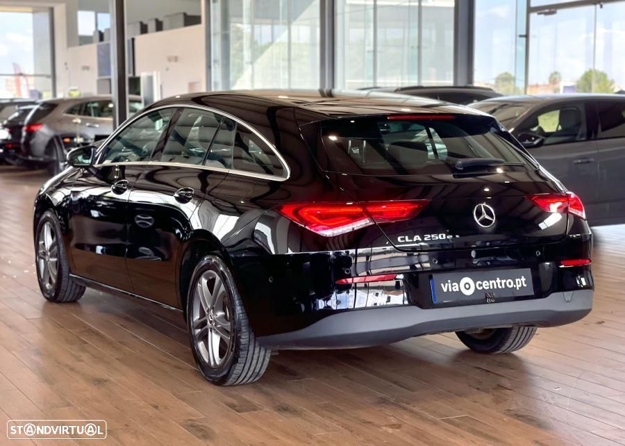 Mercedes-Benz CLA 250 e Shooting Brake Progressive - 4