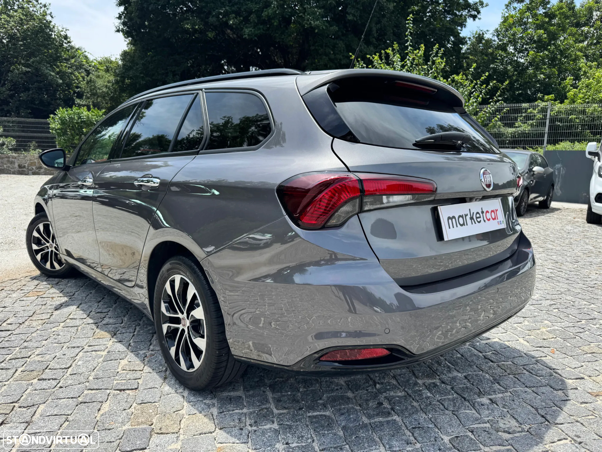 Fiat Tipo Station Wagon 1.3 M-Jet Lounge - 12