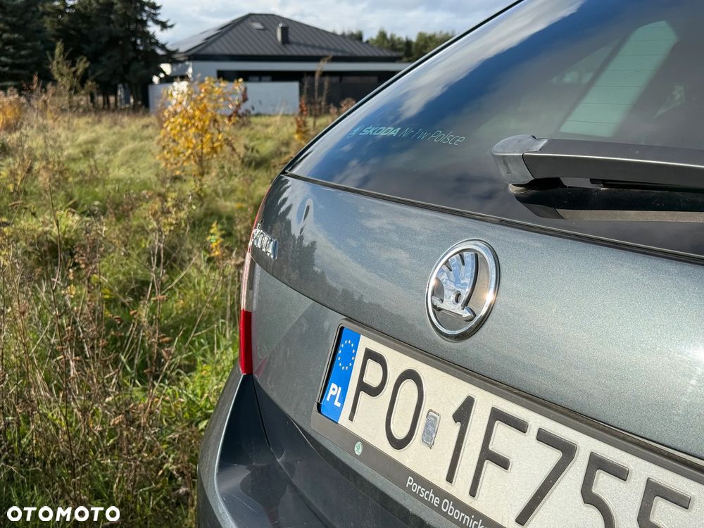 Skoda RAPID Spb 1.2 TSI Ambition - 7