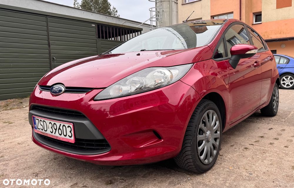 Ford Fiesta 1.25 Celebration - 3