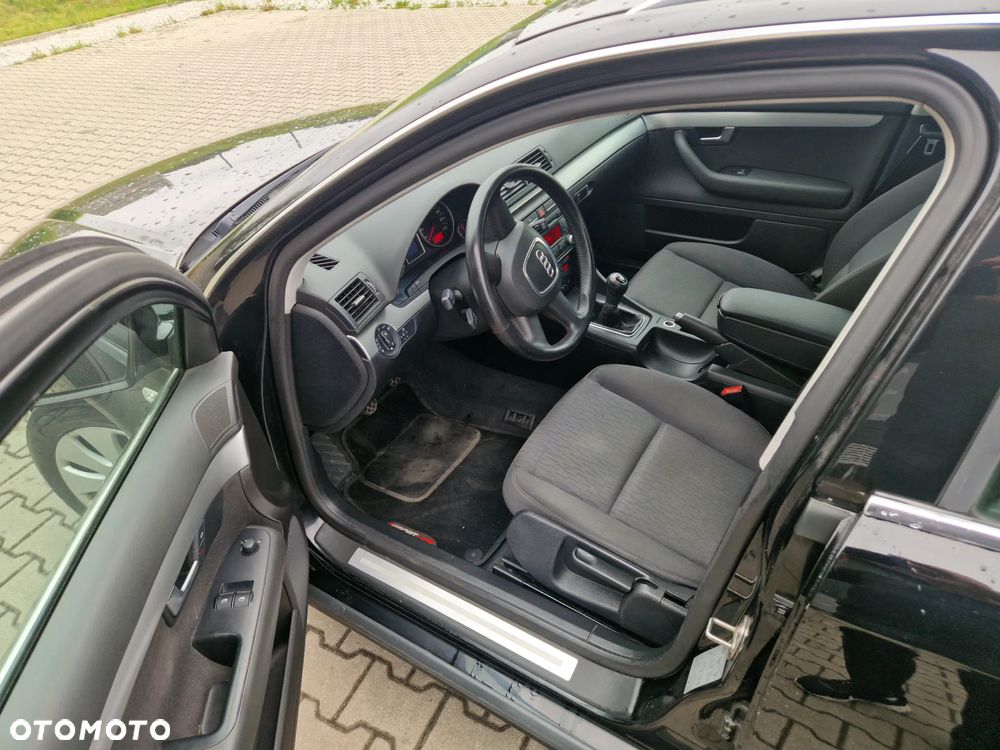 Audi A4 Avant 2 - 6