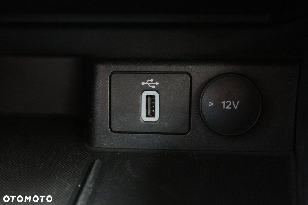 Ford Focus 1.0 EcoBoost Connected - 26