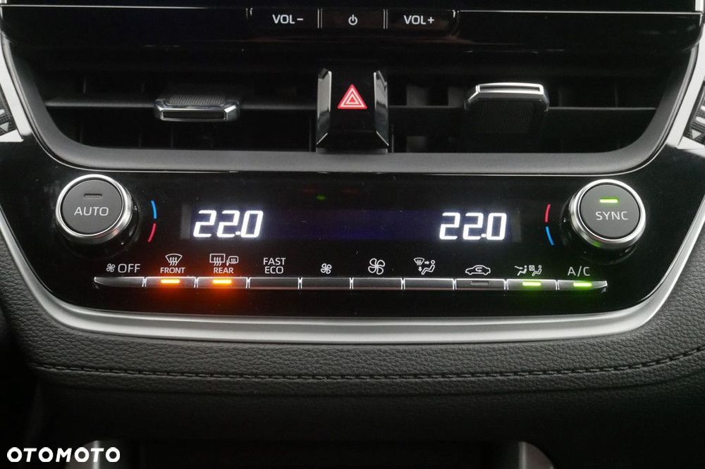 Toyota Corolla Cross 2.0 Hybrid Style - 19