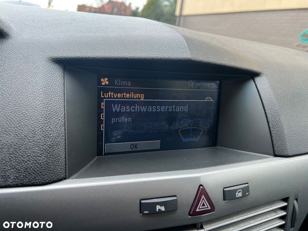 Opel Astra 1.9 CDTI DPF Sport - 16