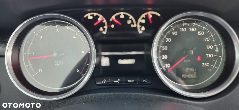 Peugeot 508 BlueHDi 150 Stop&Start Business-Line - 38