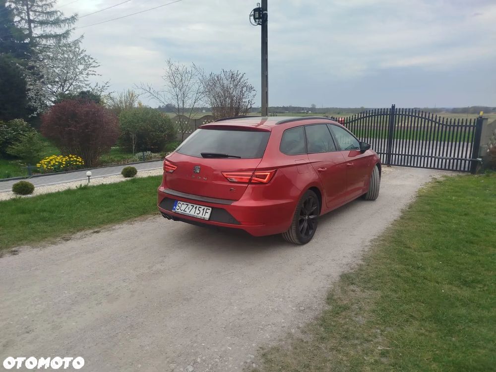 Seat Leon 2.0 TDI DPF DSG FR Black Matt Edition - 16