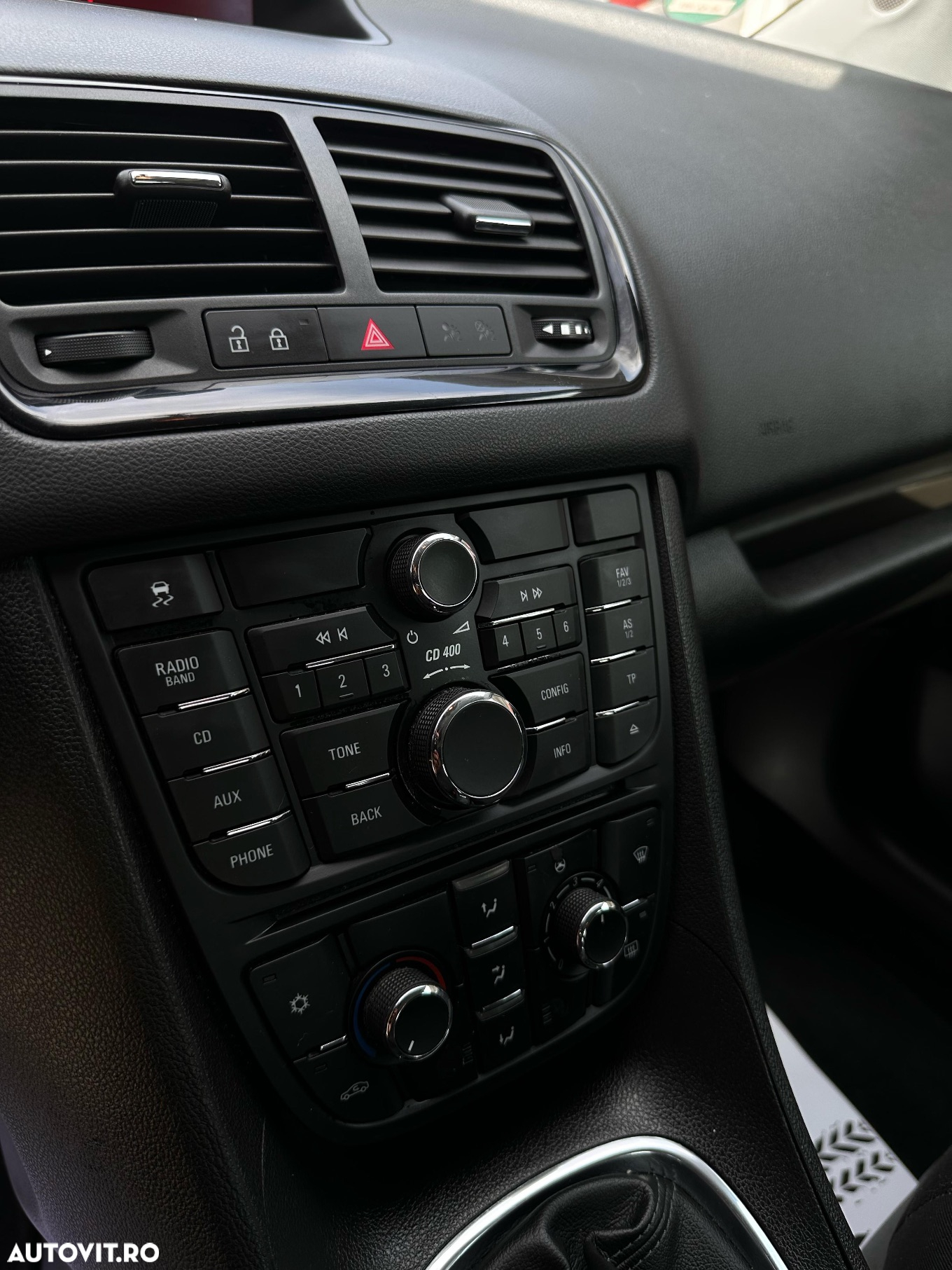Opel Meriva - 10
