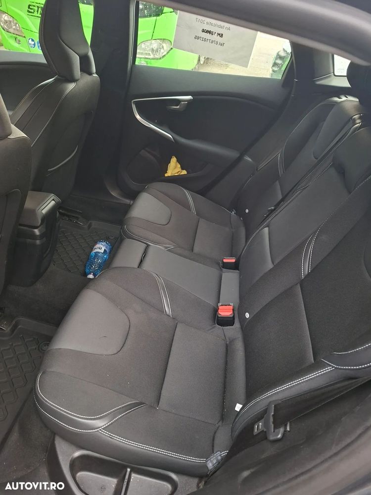 Volvo V40 D2 - 3
