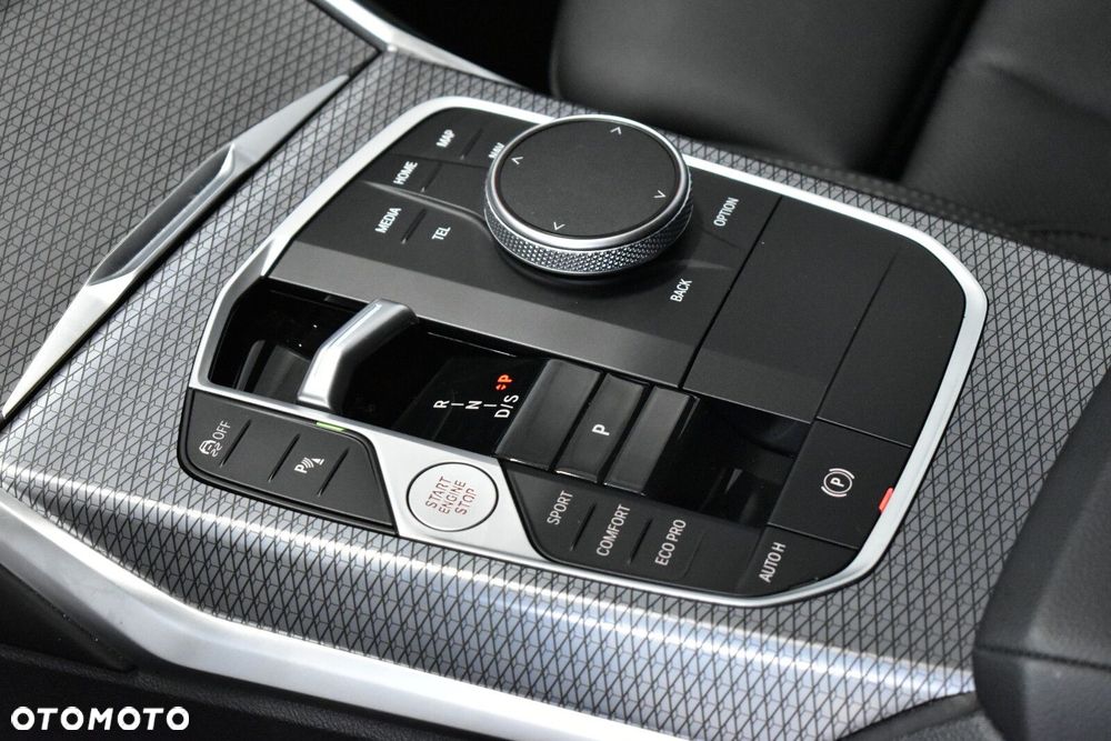 BMW Seria 3 320d xDrive mHEV M Sport - 21