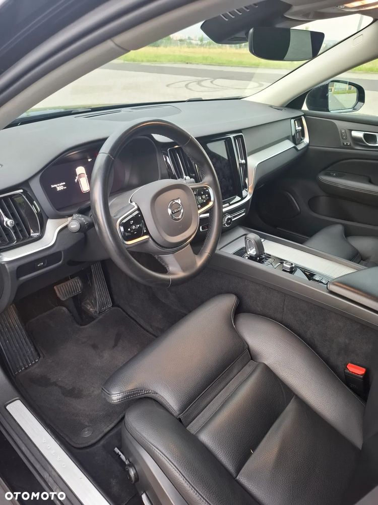 Volvo V60 Cross Country Plus B4 D AWD - 9