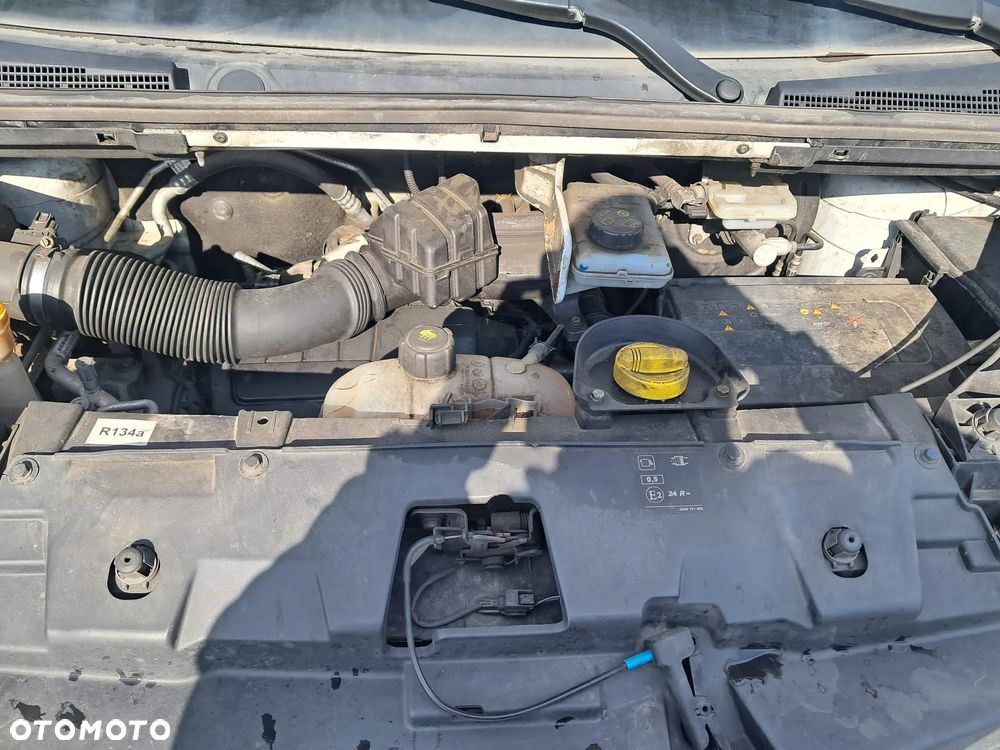 Renault Trafic - 16