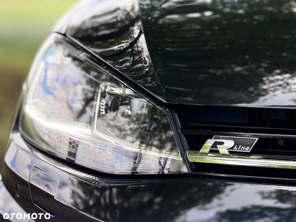 Volkswagen Golf - 4