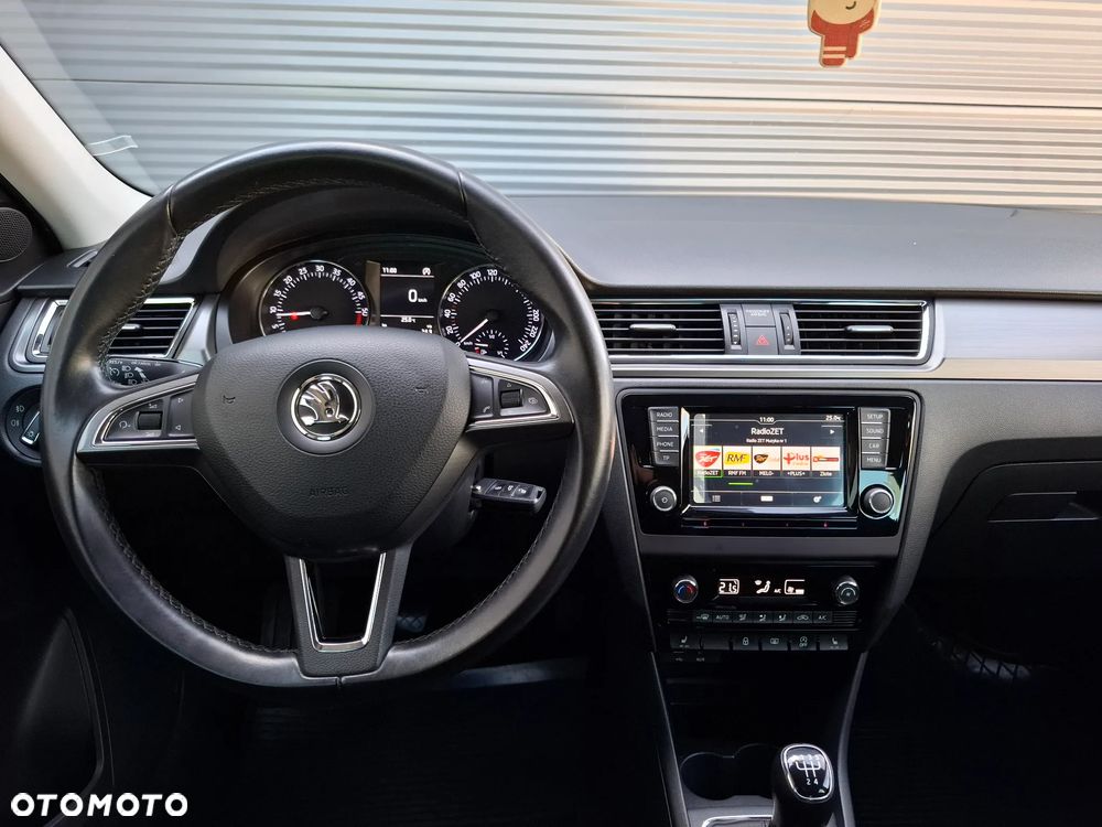 Skoda RAPID Spb 1.6 TDI DPF Style - 11