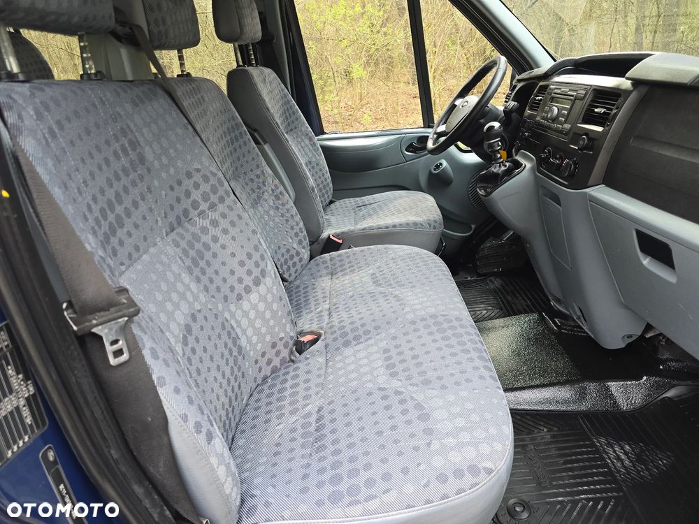 Ford Transit - 18