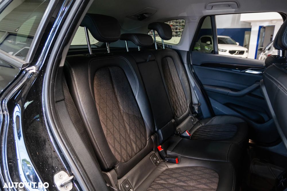 BMW X1 sDrive18d Aut. xLine - 30