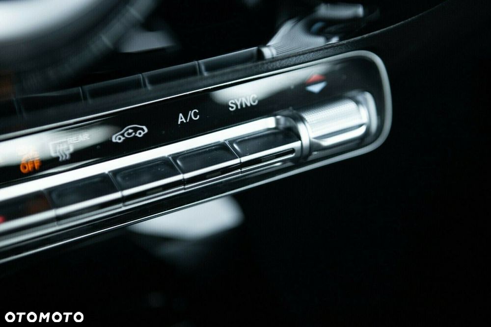 Mercedes-Benz CLA 200 mHEV 7G-DCT - 30