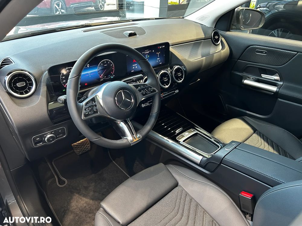 Mercedes-Benz GLA - 5
