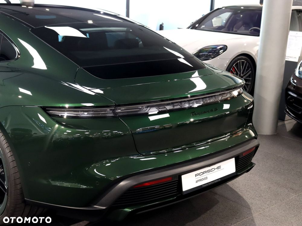 Porsche Taycan 105kWh 4S Black Edition - 36