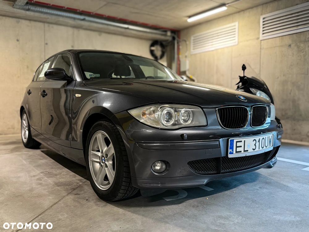 BMW Seria 1 120d - 25