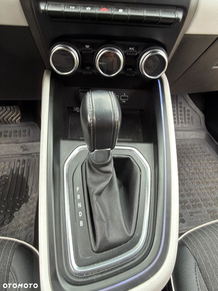 Renault Clio - 8