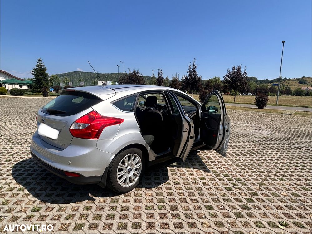 Ford Focus - 5