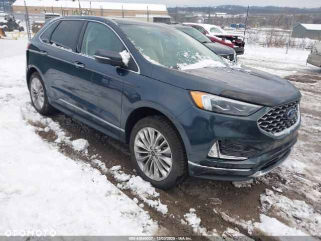 Ford Edge - 2