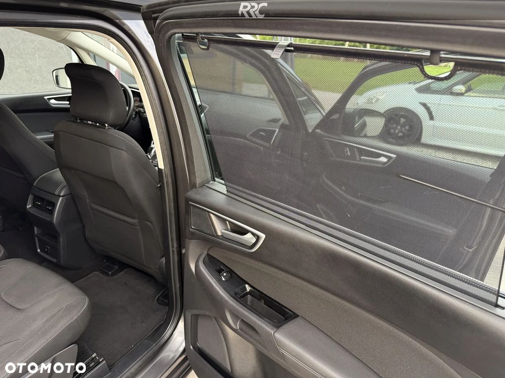 Ford S-Max 2.0 TDCi Titanium PowerShift - 27