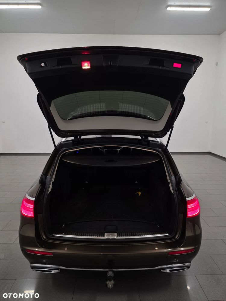 Mercedes-Benz Klasa E 220 d 9G-TRONIC AMG Line - 38