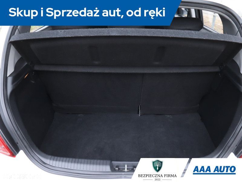 Hyundai i20 - 15