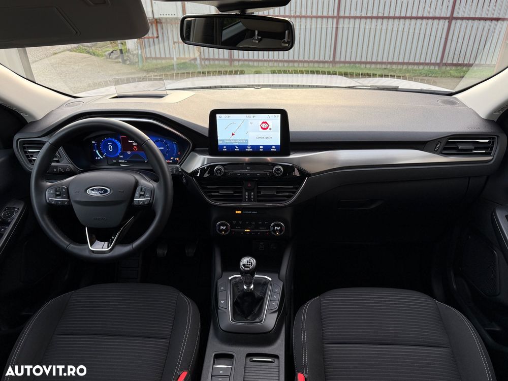 Ford Kuga 1.6 EcoBoost 2x4 Titanium - 5