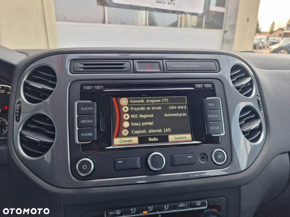 Volkswagen Tiguan 1.4 TSI BlueMotion Technology Trend & Fun - 28