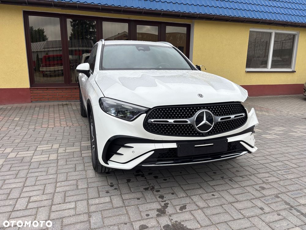 Mercedes-Benz GLC 220 d mHEV 4-Matic AMG Line - 2