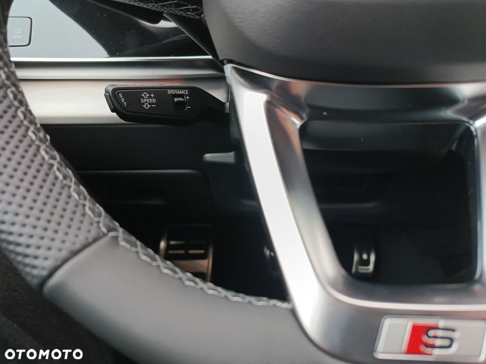 Audi Q8 - 14