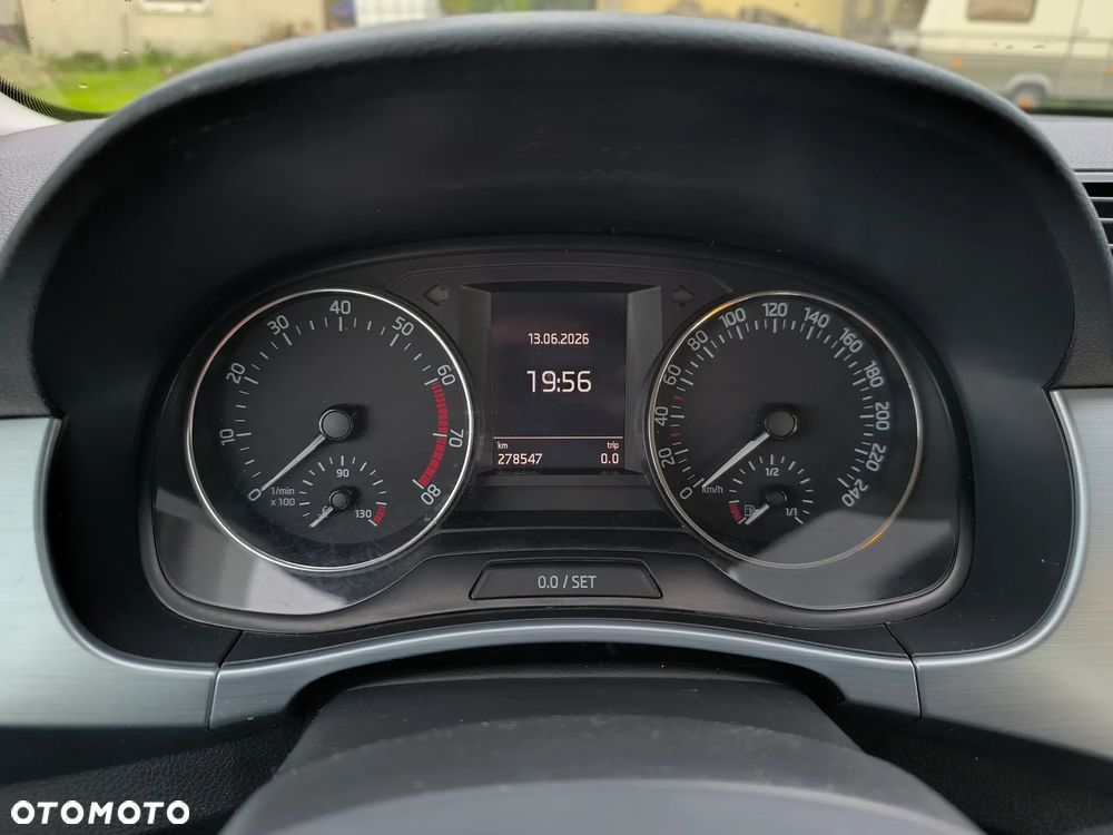 Skoda Fabia 1.0 Ambition - 5