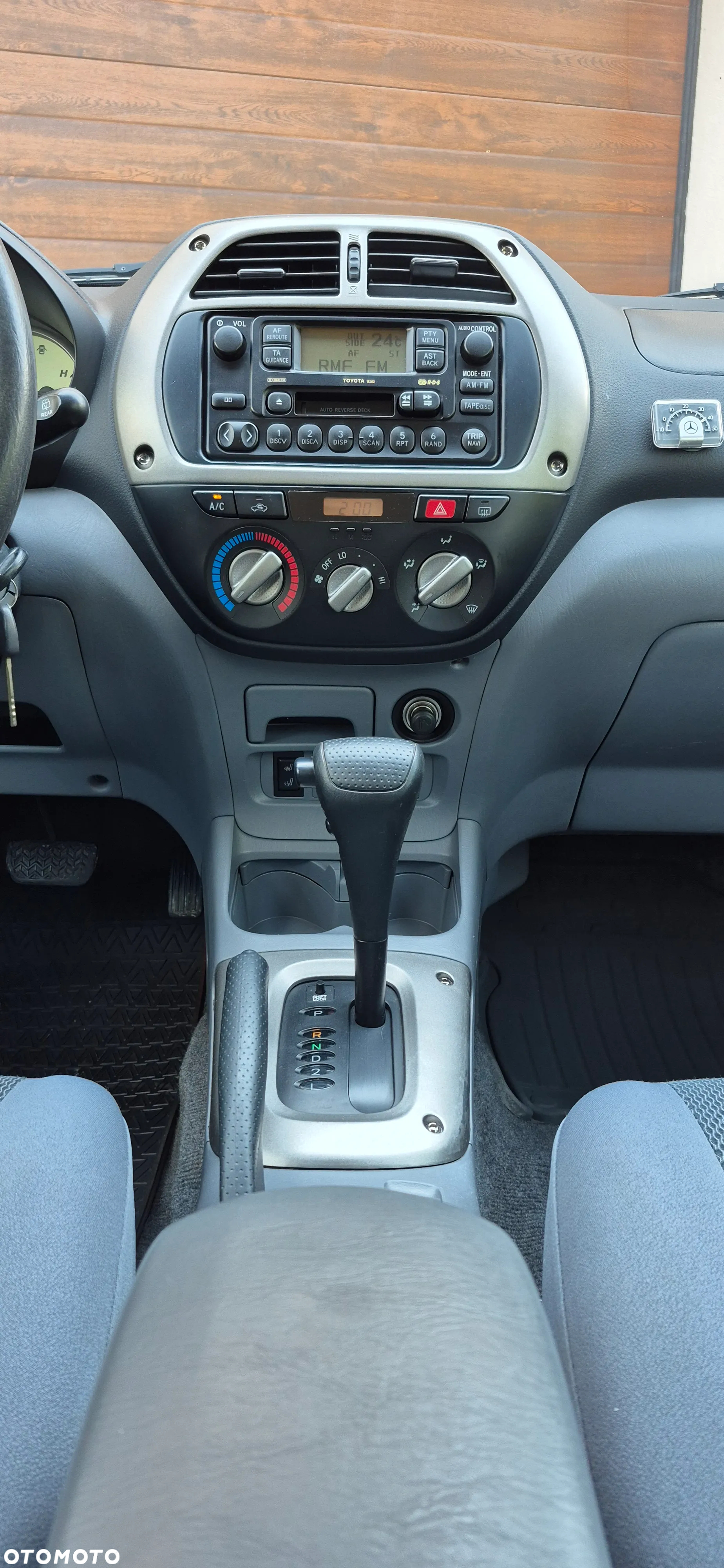 Toyota RAV4 2.0 VVT-i 4x4 - 16