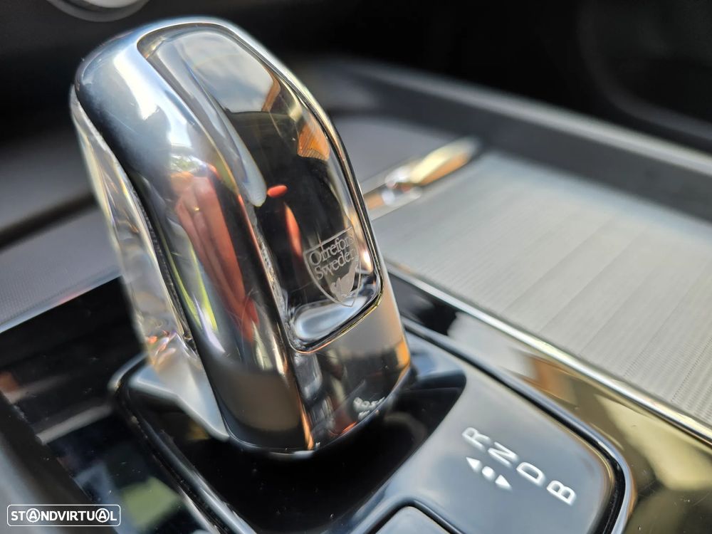 Volvo XC 60 2.0 T8 PHEV Inscription Expression AWD - 36